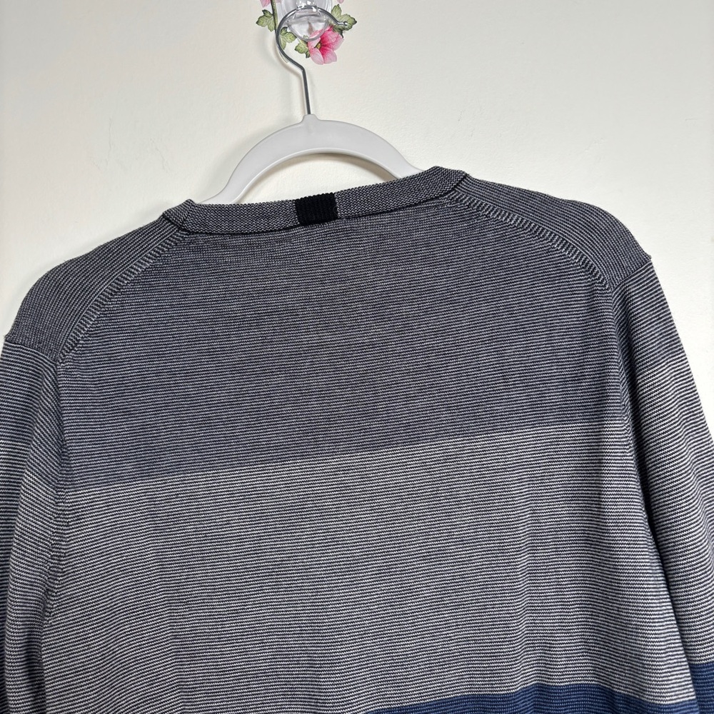 Club Monaco Gray and Blue Crewneck Sweater - Picture 6 of 8